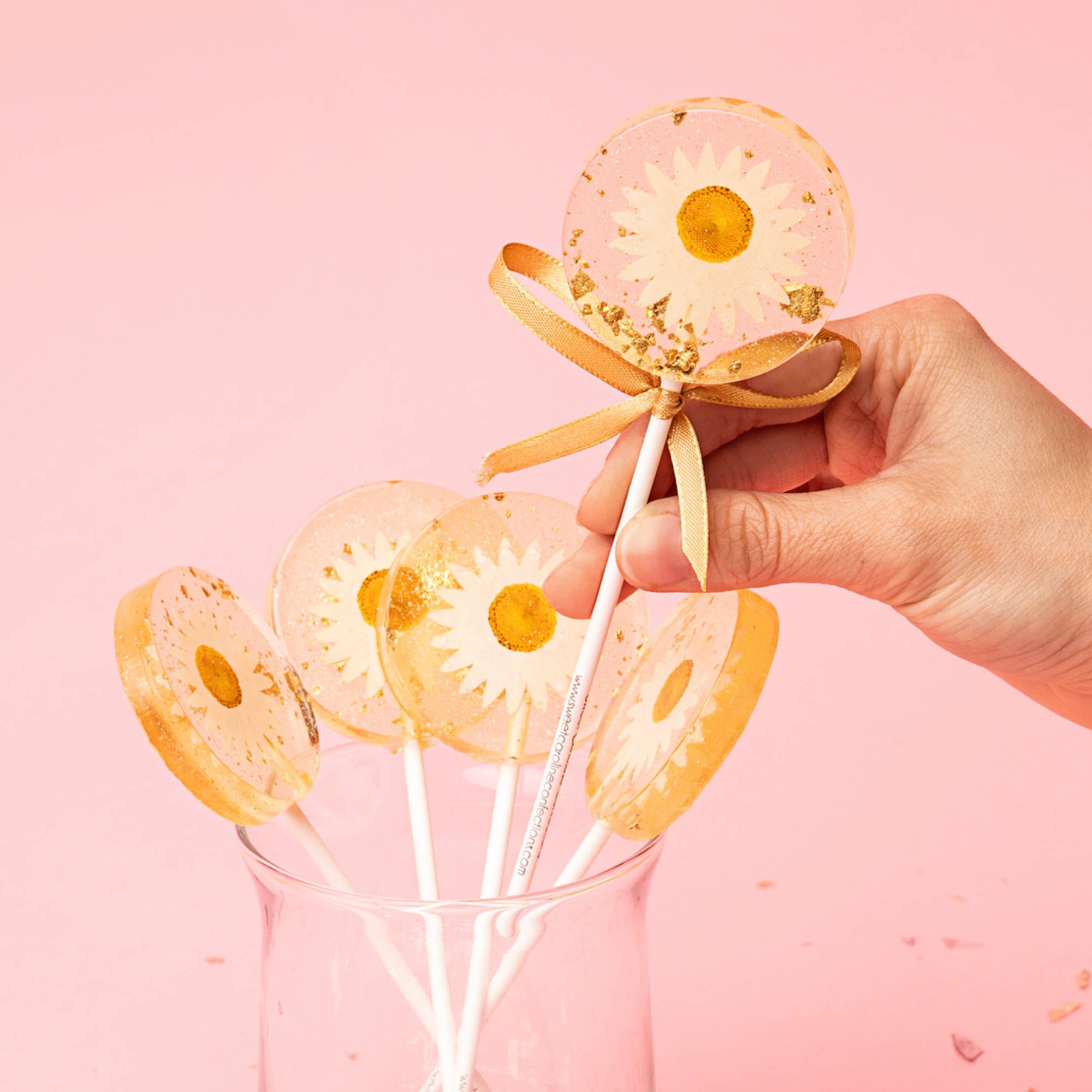 Daisy and Gold Lollipops, Mandarin Orange, 10/Case - VEGAN